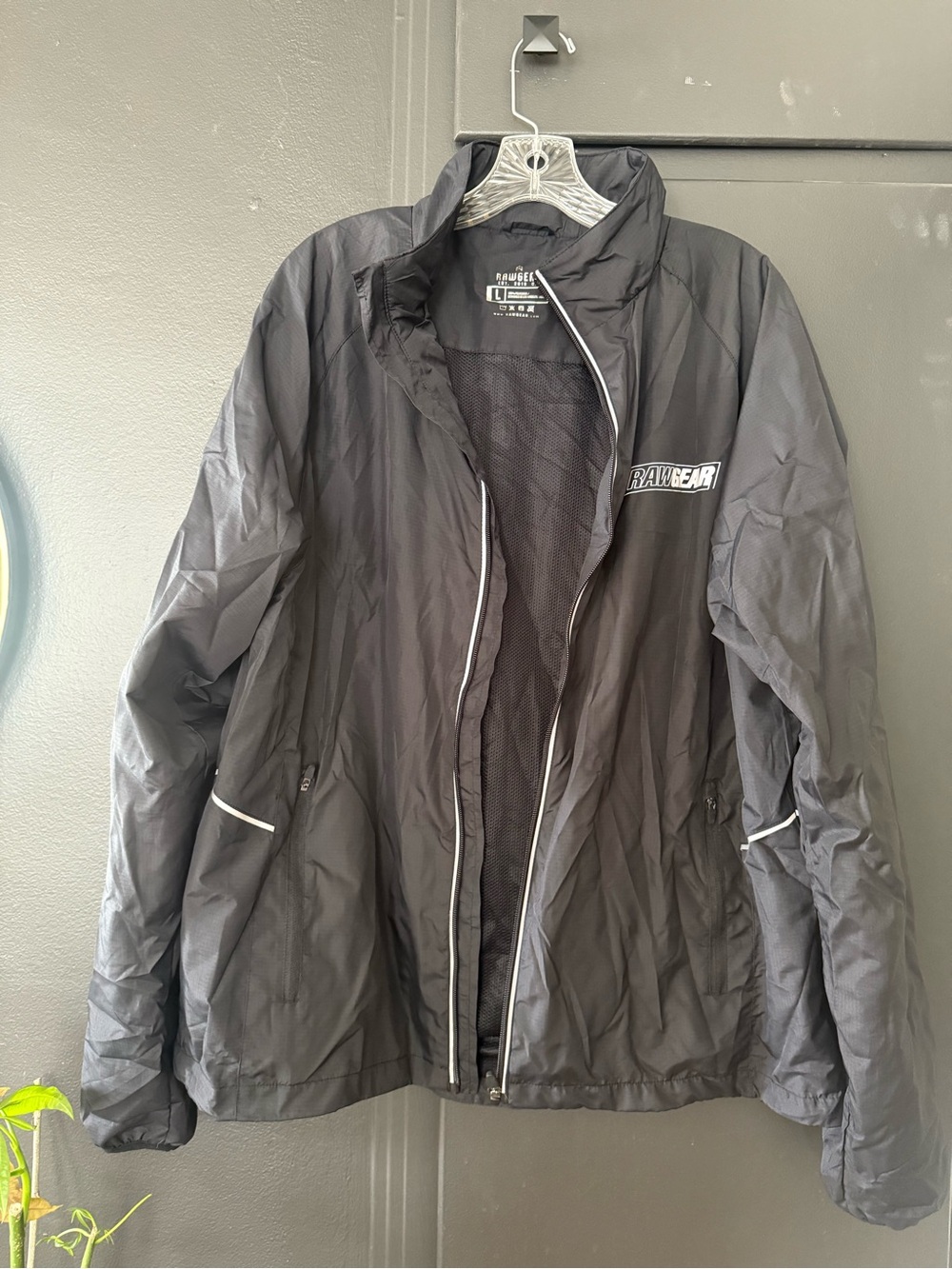 Rawgear windbreaker